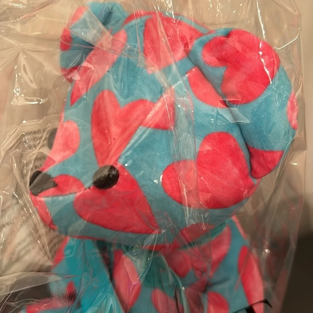 Posh Peanut Queen of Hearts Bear